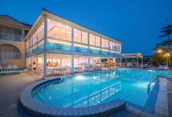 FILOXENIA HOTEL 4* , στο Τσιλιβί Ζακύνθου