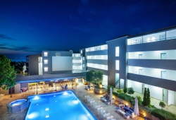 KRIOPIGI HOTEL 3* , στην Κρυοπηγή Χαλκιδικής