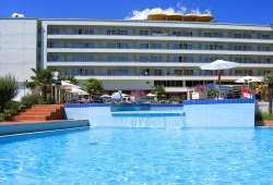 OLYMPIAN BAY GRAND RESORT 4*, στη Λεπτοκαρυά Πιερίας