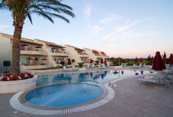 VERDE AL MARE 3*, στην Καλόγρια Αχαΐας 