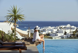 MR & MRS WHITE MYKONOS 4* , στη Μύκονο