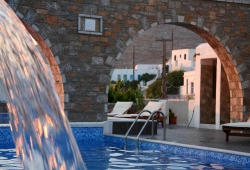 VIGLA HOTEL 3* , στην Αμοργό