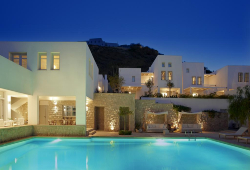 AMMOS HOTEL 3*, στη Σκύρο