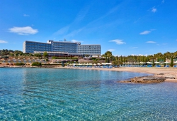 AKS HINITSA BAY 4* , στο Πόρτο Χέλι 