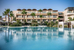 AVRA IMPERIAL BEACH RESORT 5* , στο Κολυμπάρι Χανίων 