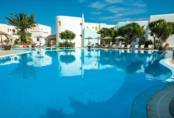 ASTERAS PARADISE 4* , στις Γλυφάδες Πάρου